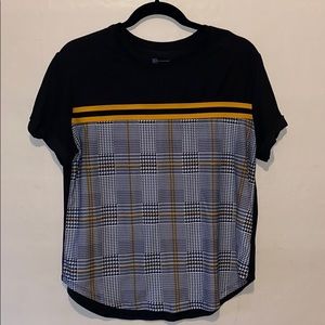Short Sleeve Pattern Shirt